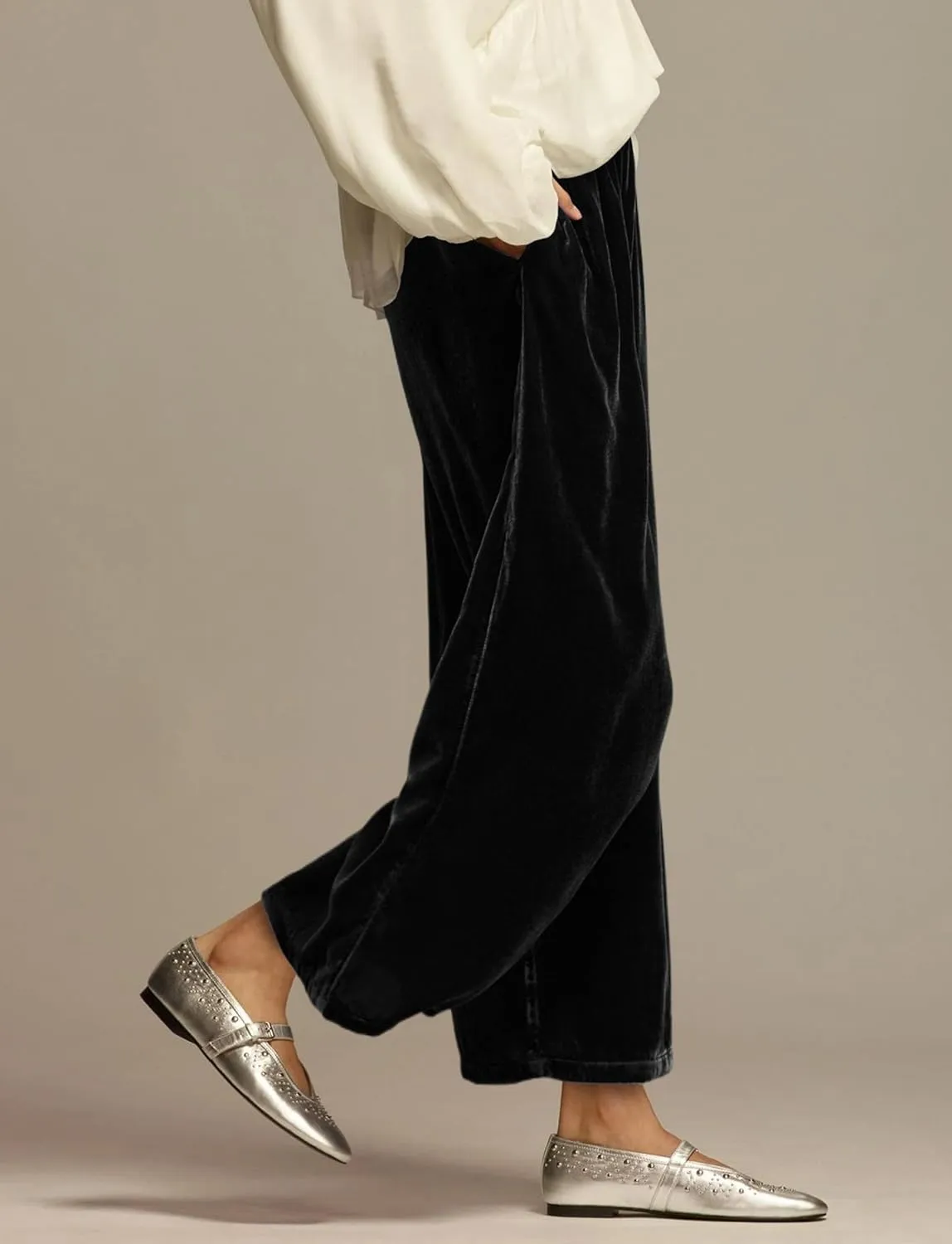 MISSACTIVER Women High Waisted Velvet Pants Loose Fit Wide Leg Lounge Pant Smocked Waist Trousers Palazzo Pants with Pockets