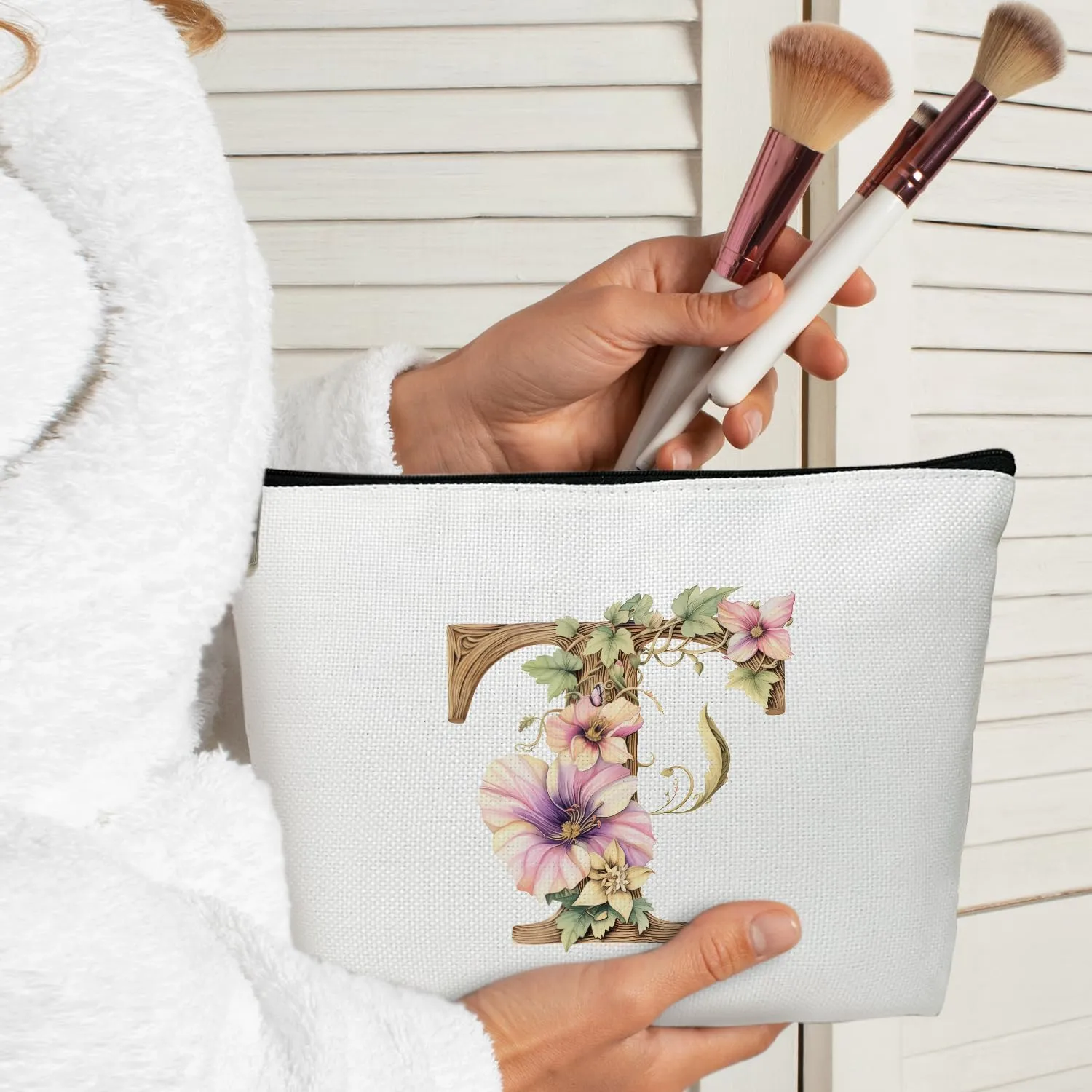 Monogrammed Makeup Bag Gifts for Women, Personalized Initial Letter T Small Cosmetic Bag for Purse Zipper Travel Toiletry Bag Birthday Gift for Friend Daughter Wedding Gift for Bridal Bridesmaid -B19
