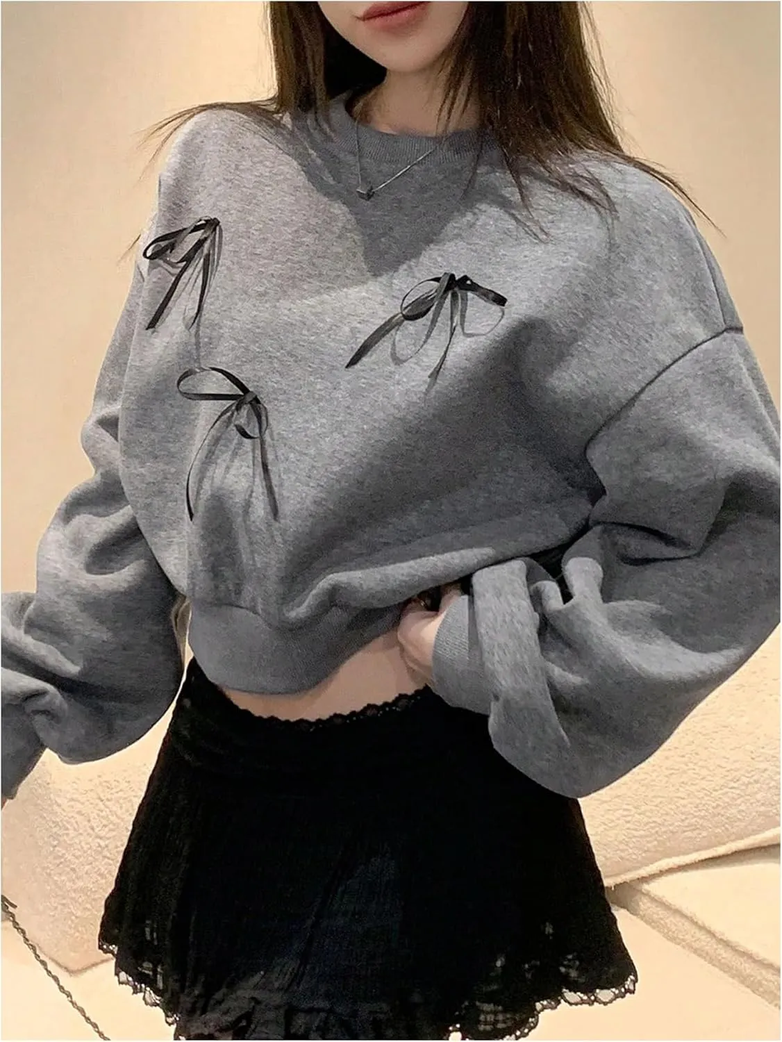 SOLY HUX Women's Y2k Bow Cropped Sweatshirt Crewneck Long Sleeve Oversized Pullover Tops