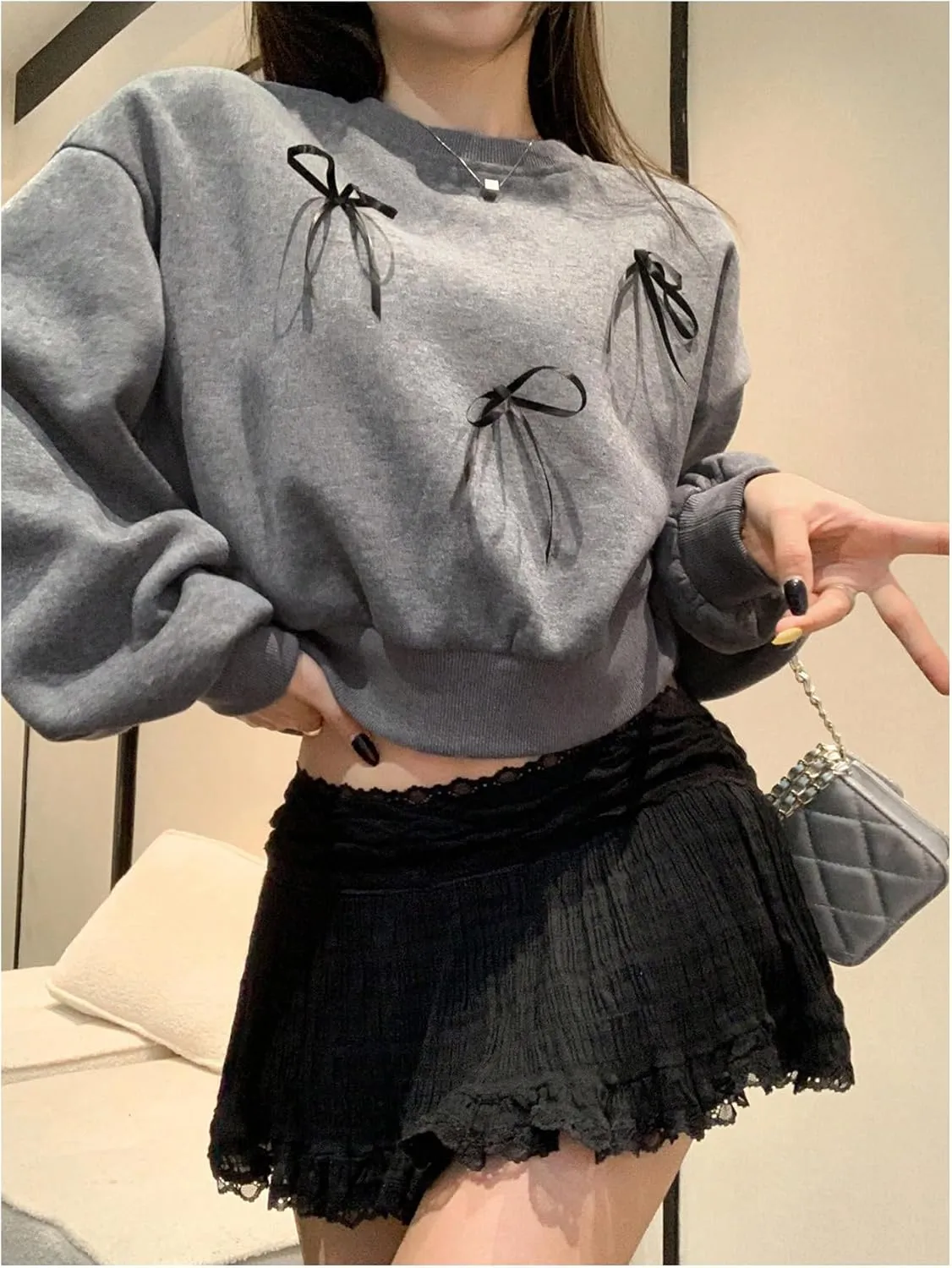 SOLY HUX Women's Y2k Bow Cropped Sweatshirt Crewneck Long Sleeve Oversized Pullover Tops