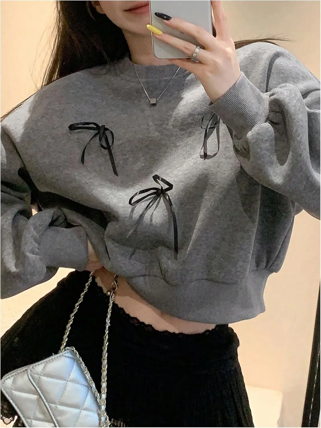 SOLY HUX Women's Y2k Bow Cropped Sweatshirt Crewneck Long Sleeve Oversized Pullover Tops