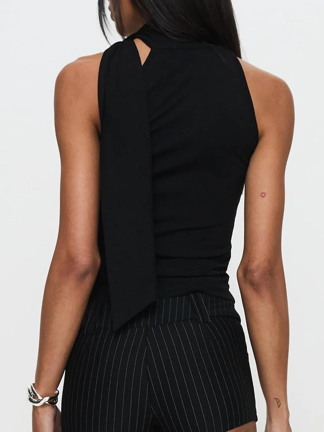 Women Y2K High Neck Tank Tops Sleeveless Slim Summer Shirts Going Out Mock Neck Bow Tie Cami Top with Scarf