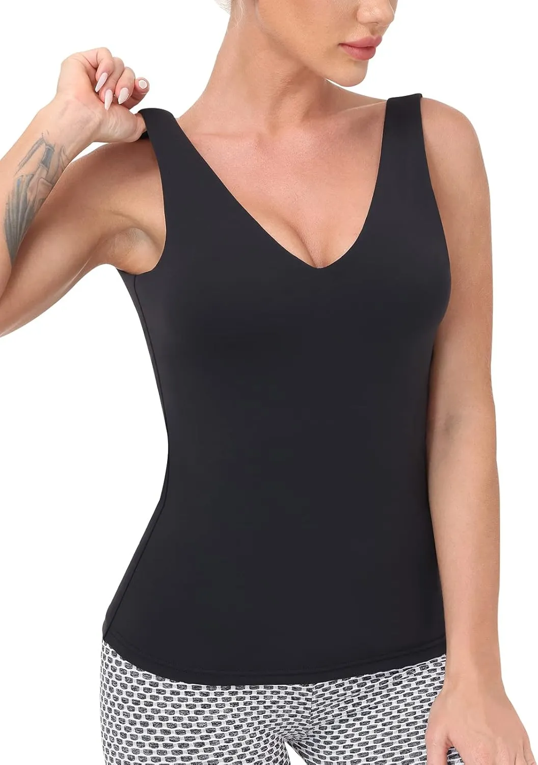 Workout Tops for Women Yoga Tank Tops with Built in Bra Wirefree Padded Yoga Bras Gym Running Athletic Shirt V-Neck Camisole